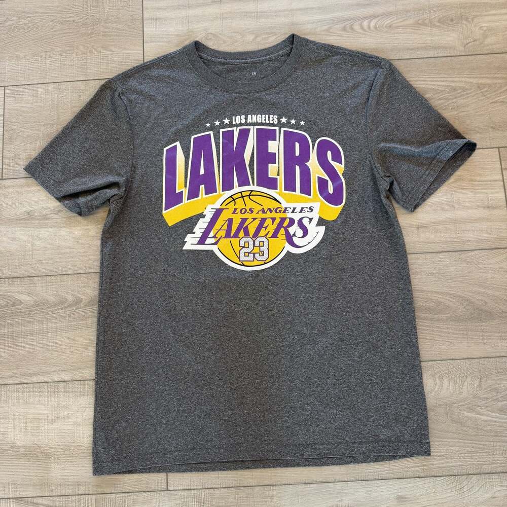 Los Angeles Lakers LeBron James 23 Tee Mens L